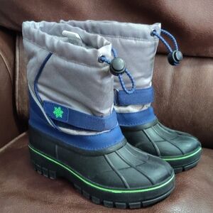 Kids Winter Boots - Gray and Black